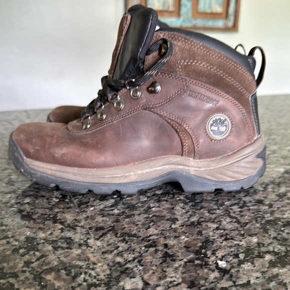 Timberland mid waterproof Brown and Black Rugged Outdoor Boots EUC 8 - Picture 6 of 14